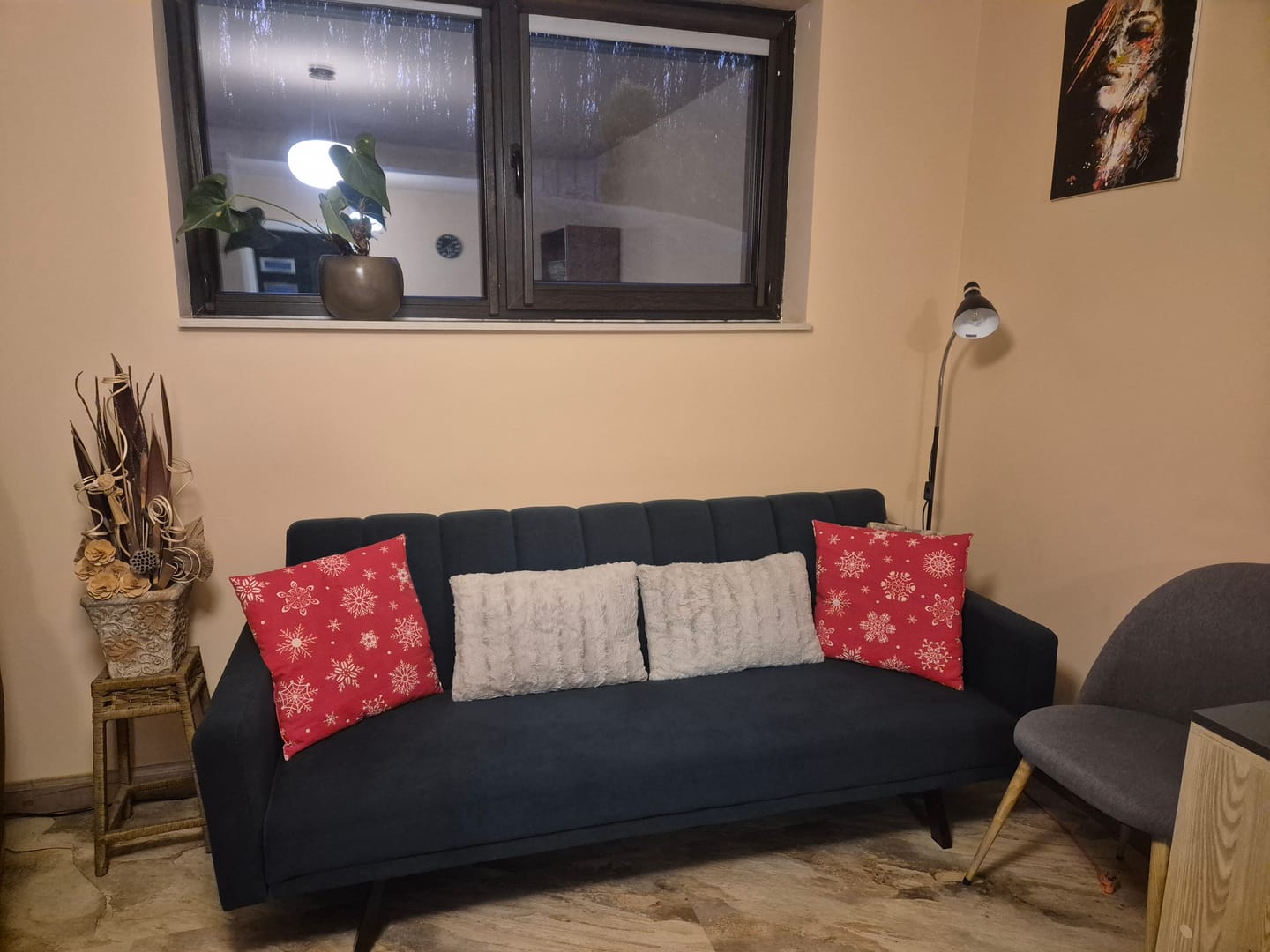 Customer photo review of Canapea extensibila ARMANDO, verde, stofa catifelata, 192x100x78 cm