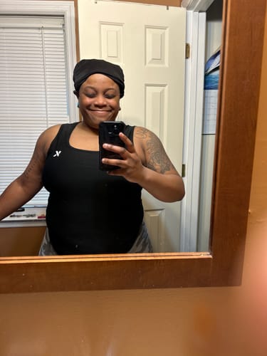 Customer photo review of Men's Sweat Vest 2-pack Black