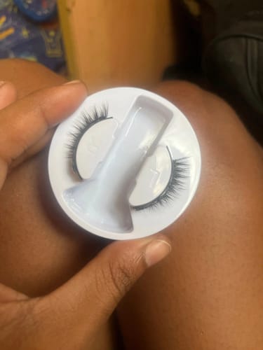 Customer photo review of Magnetic Eyelashes