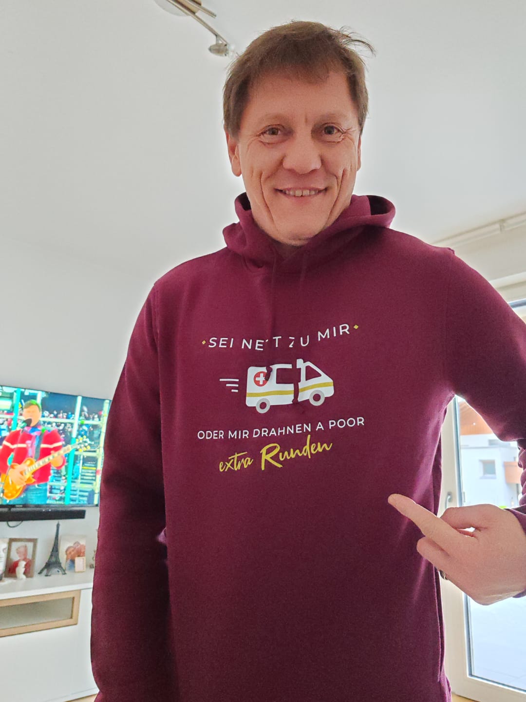 Customer photo review of Sei nett zu mir, Rettung - Unisex Hoodie Premium