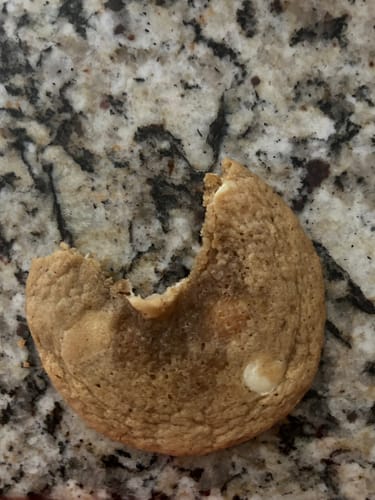 Customer photo review of White Chocolate Macadamia