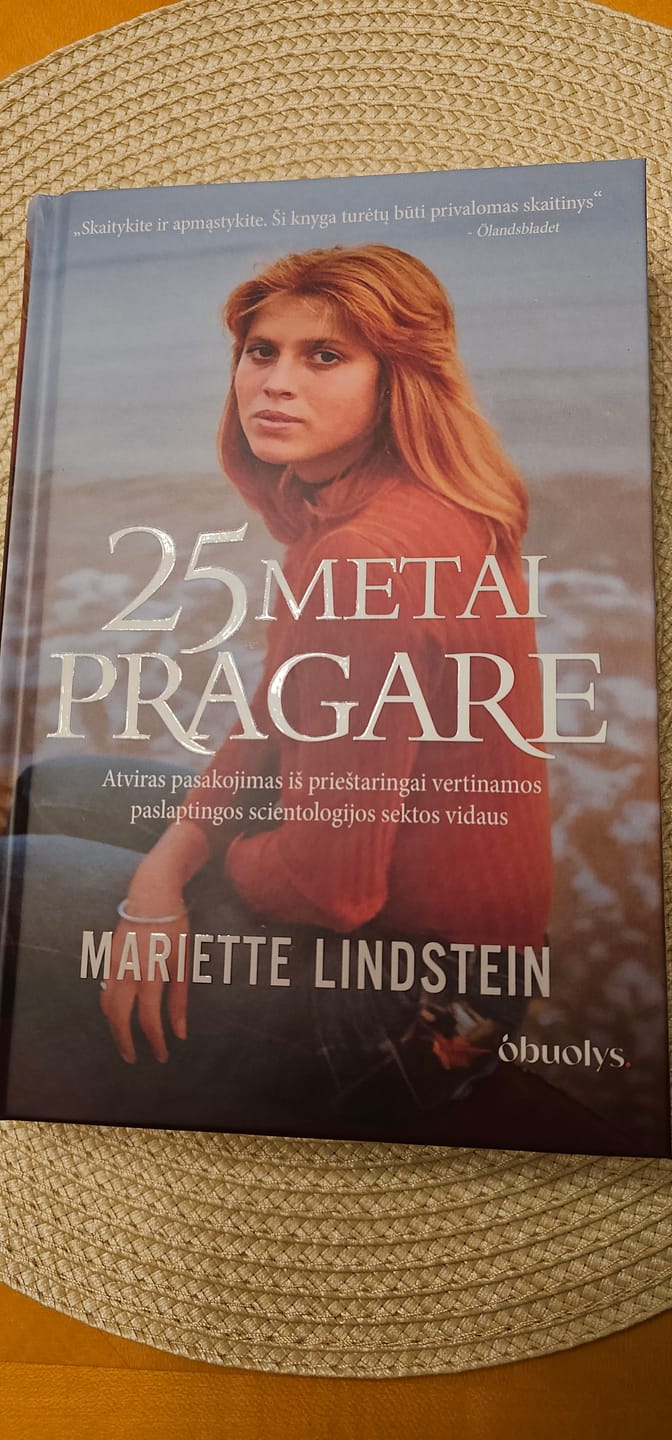 Customer photo review of 25 Metai pragare: viskas apie slaptą organizaciją, kuriai priklauso Tomas Kruzas, Džonas Travolta ir daugelis kitų