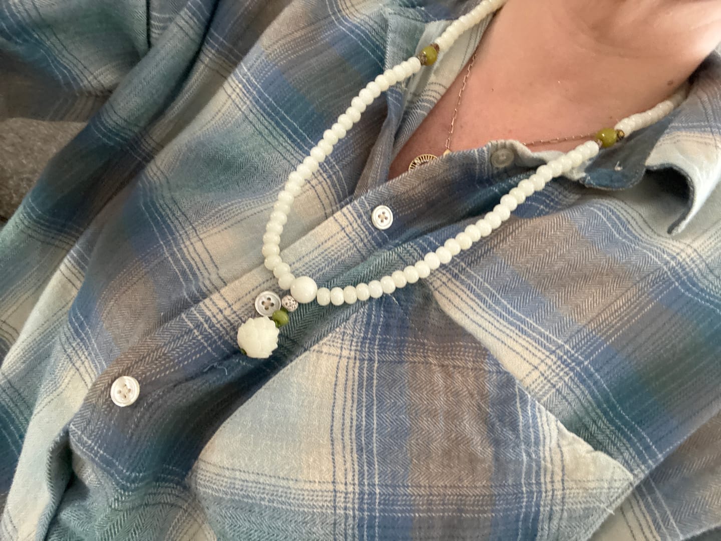 Customer photo review of Buddha Stones White Jade Bodhi Lotus Mala Harmony Necklace Bracelet