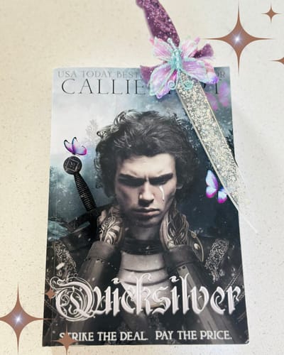 Customer photo review of Book Daggers