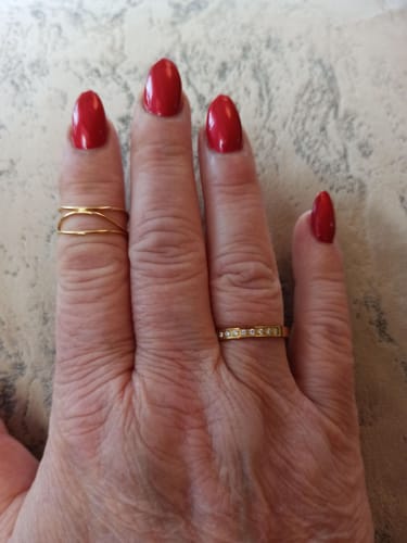 Customer photo review of Lines Ring | 18K vergoldet