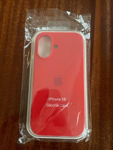Customer photo review of iPhone Silicone Case (Red)