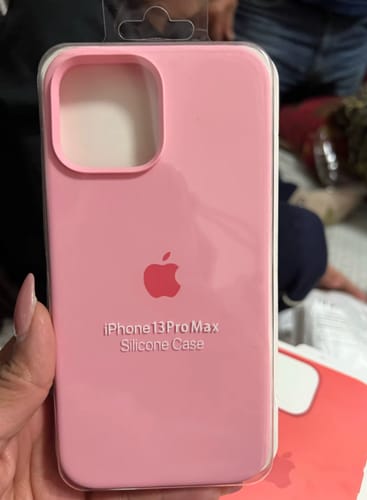 Customer photo review of iPhone Silicone Case (Candy Pink)