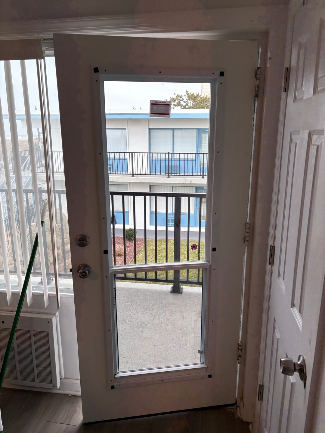 Customer photo review of Venting 1 Lite Glass and Frame Kit (Full Lite)