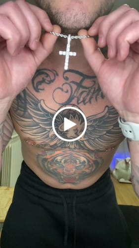 Customer video review of CROSS PIECE PENDANT. - WHITE GOLD