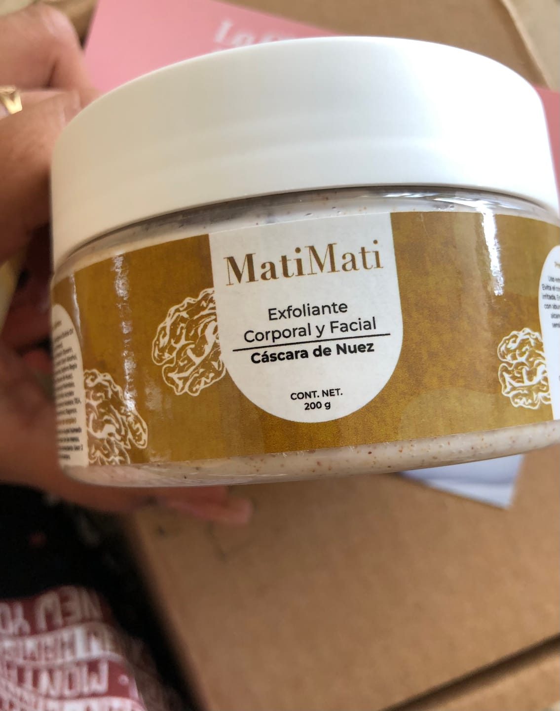 Customer photo review of Exfoliante Cáscara de Nuez