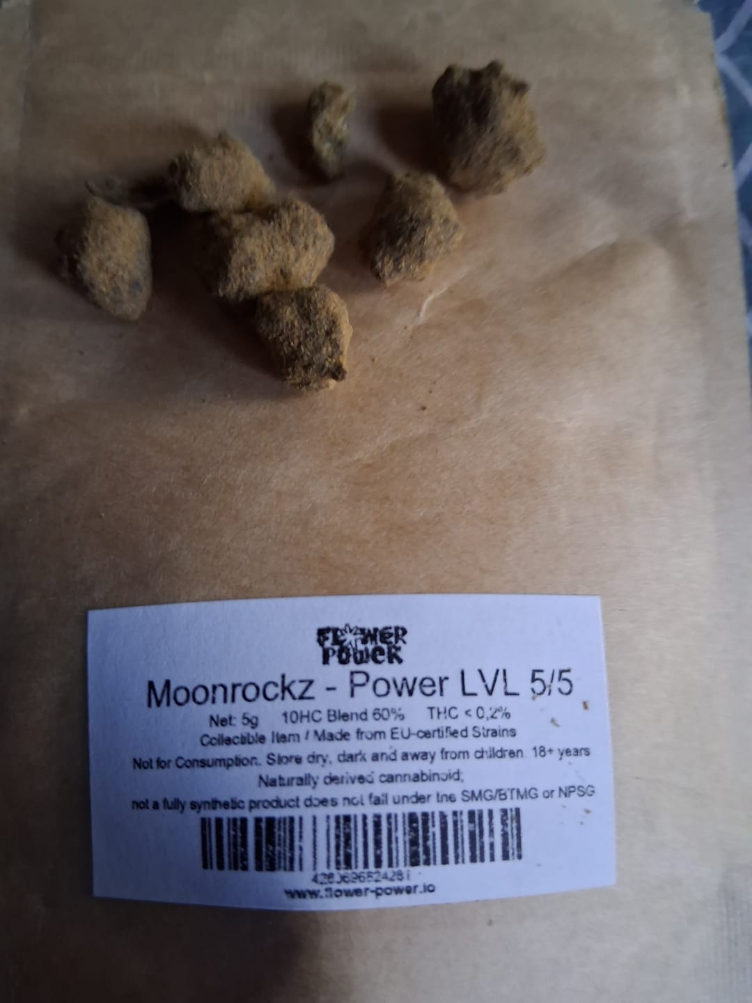 Customer photo review of Moonrockz - Power LVL 5/5