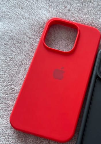 Customer photo review of iPhone Silicone Case (Red)