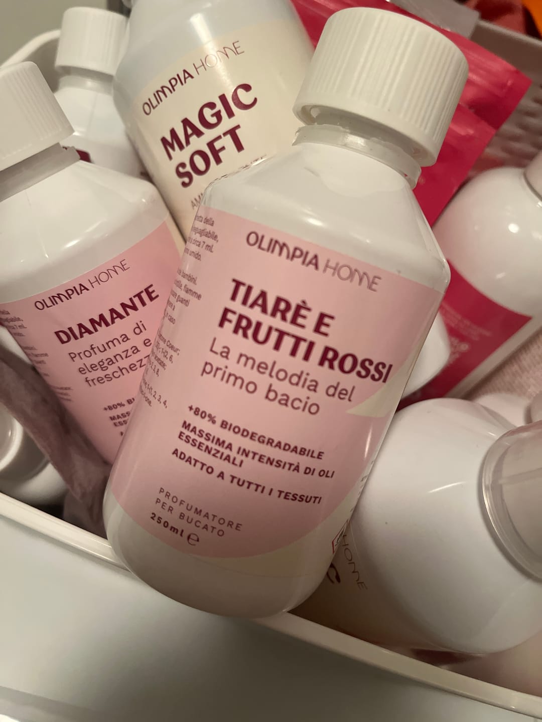 Customer photo review of Tiarè & Frutti Rossi - La Melodia del Primo Bacio
