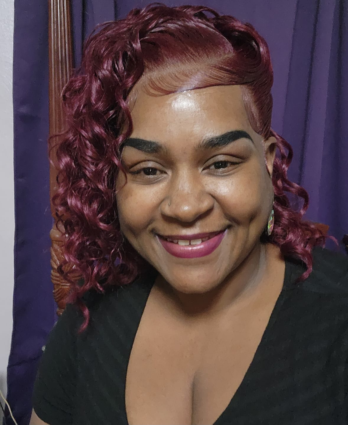 Customer photo review of Outre Airtied Glueless Human Hair Blend 13x6 HD Lace Front Wig - HHB-LOOSE DEEP 12"
