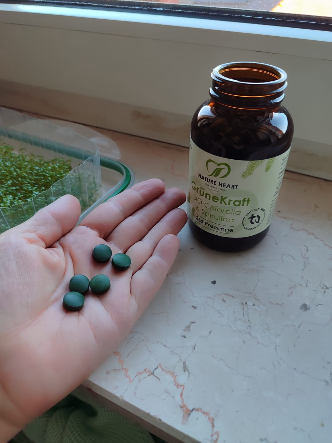 Customer photo review of Grüne Kraft - Bio Chlorella & Spirulina