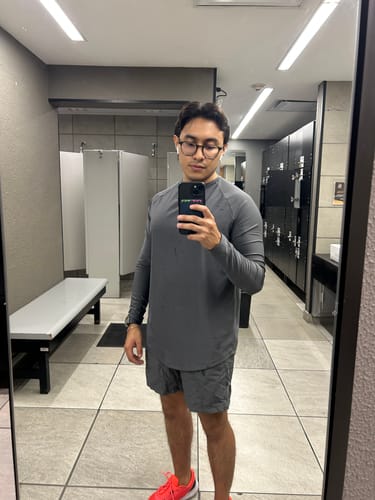 Customer photo review of Training Long Sleeve - Oxford Gray