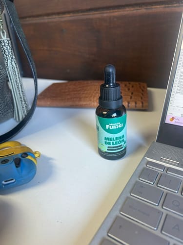 Customer photo review of Melena de León Cápsulas + Gotas - Extracto Ultra Concentrado