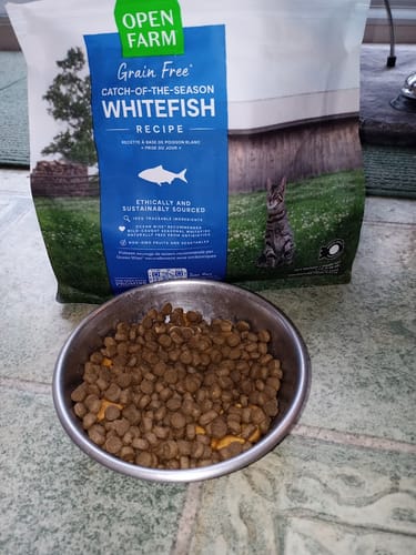 Customer photo review of Open Farm - Croquettes pour Chats et Chatons sans Céréales