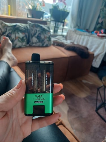 Customer photo review of WGA - Legend Ultra - 30K Bouffées - Rechargeable - 2ml E-Liquide / Vape Pod
