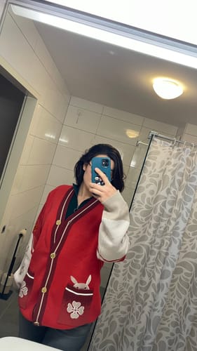Customer photo review of Genshin Cardigan III Preorder