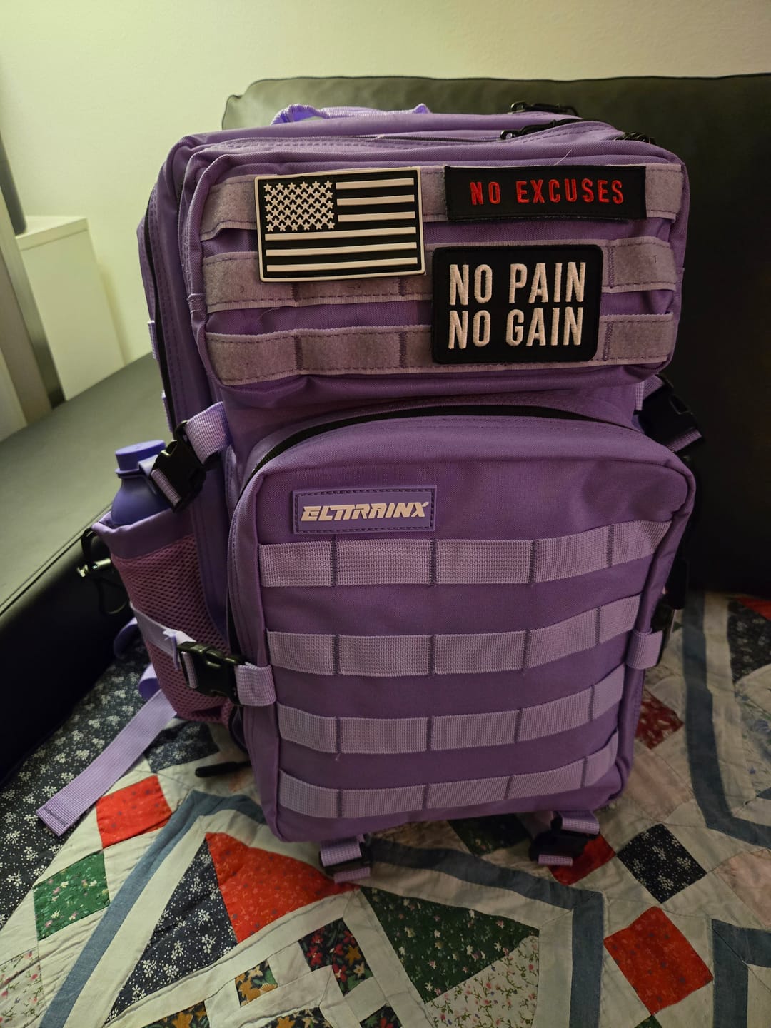 Customer photo review of Parche No Excuses