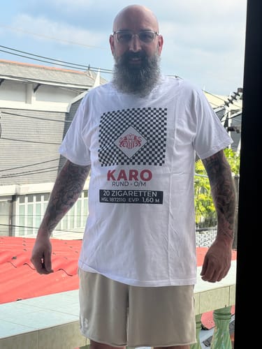 Customer photo review of PREMIUM SHIRT UNISEX • KARO ZIGARETTEN