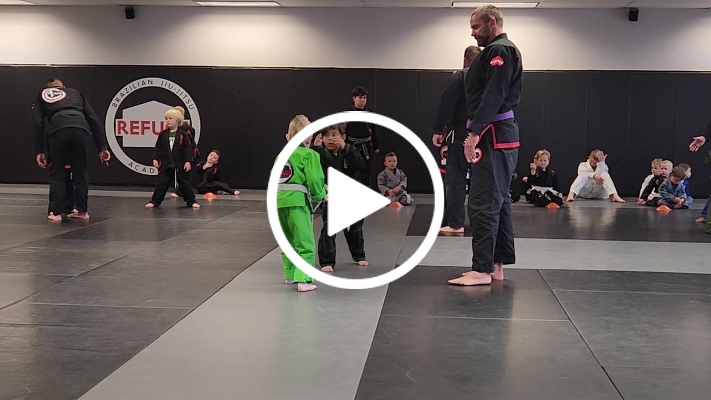 Customer video review of Jaguar Royal Series Lime Green- Custom Name & Logo Brazilian Jiu Jitsu BJJ Gi For Kids & Adults