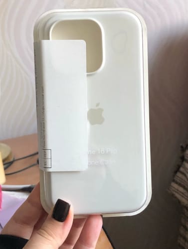 Customer photo review of iPhone Silicone Case (White)