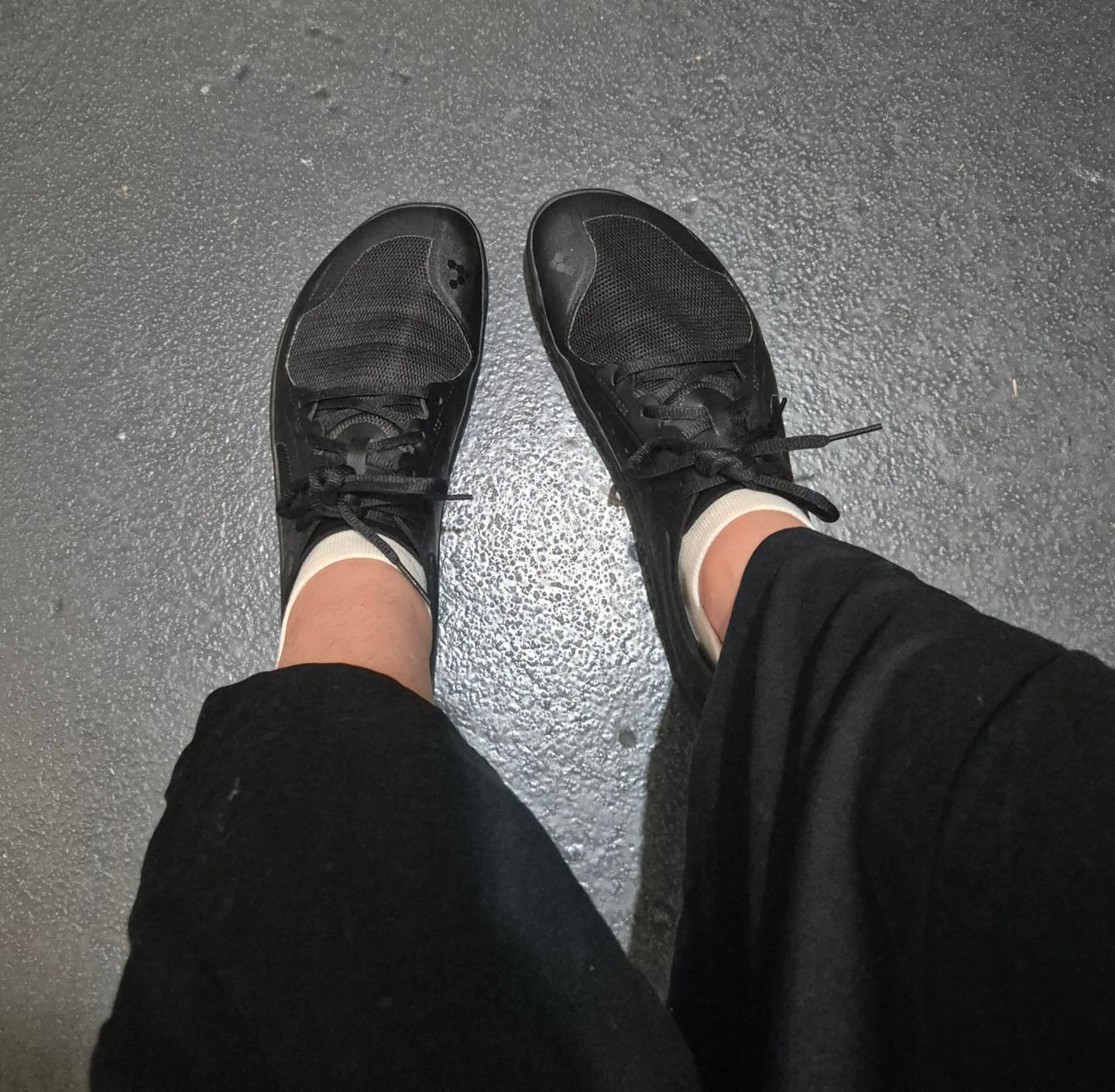 Customer photo review of Vivobarefoot Primus Lite III Womens Obsidian