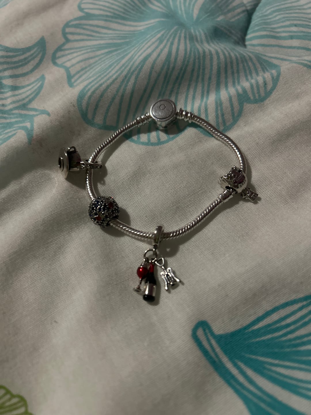 Customer photo review of Charm Vino