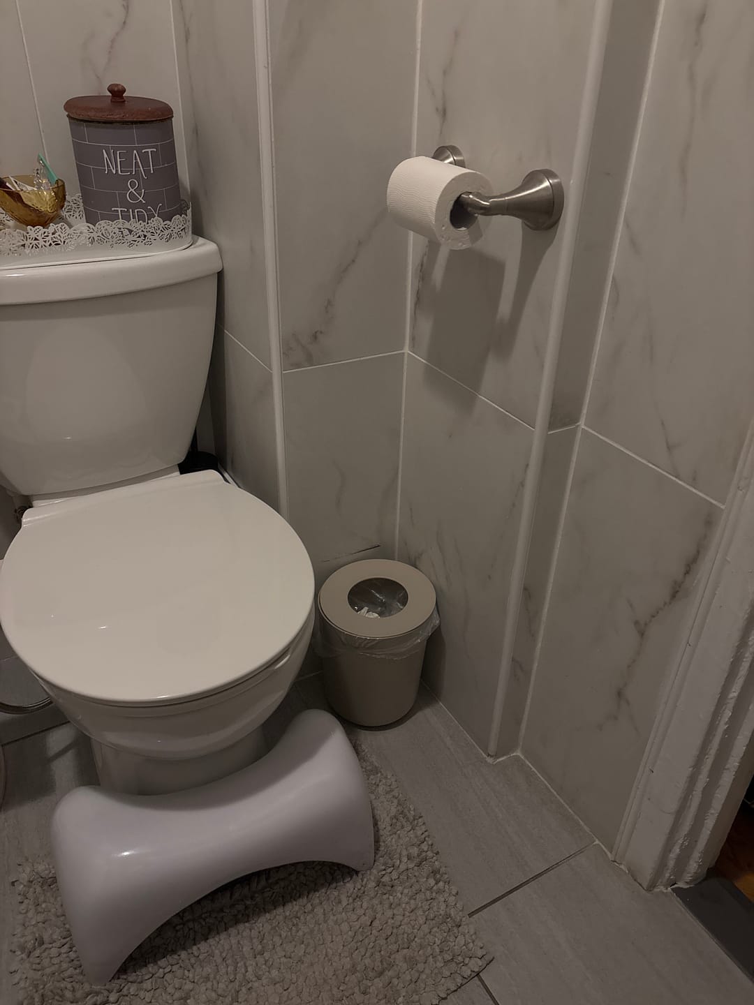 Customer photo review of Bathroom Bin 4.5 L - Stone