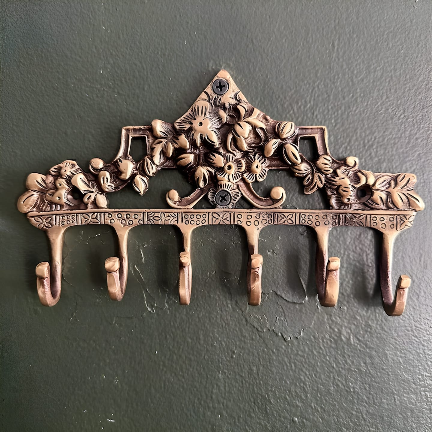 Customer photo review of Victorian Hook - Antique Brass