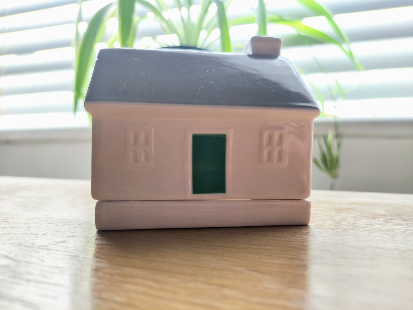 Customer photo review of Wee Cottage Incense Burner