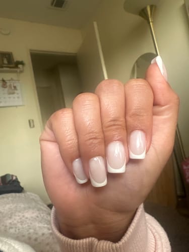 Customer photo review of Metallic Petal Square Nails - Press On Nails