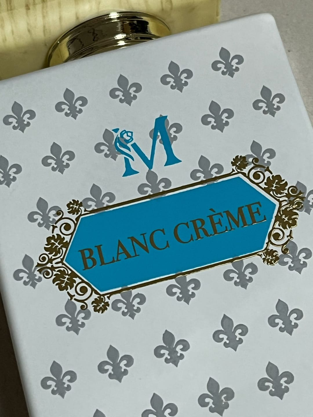 Customer photo review of MONTAGE® "BIANCO LATTE" PROFUMO DONNA 100ML