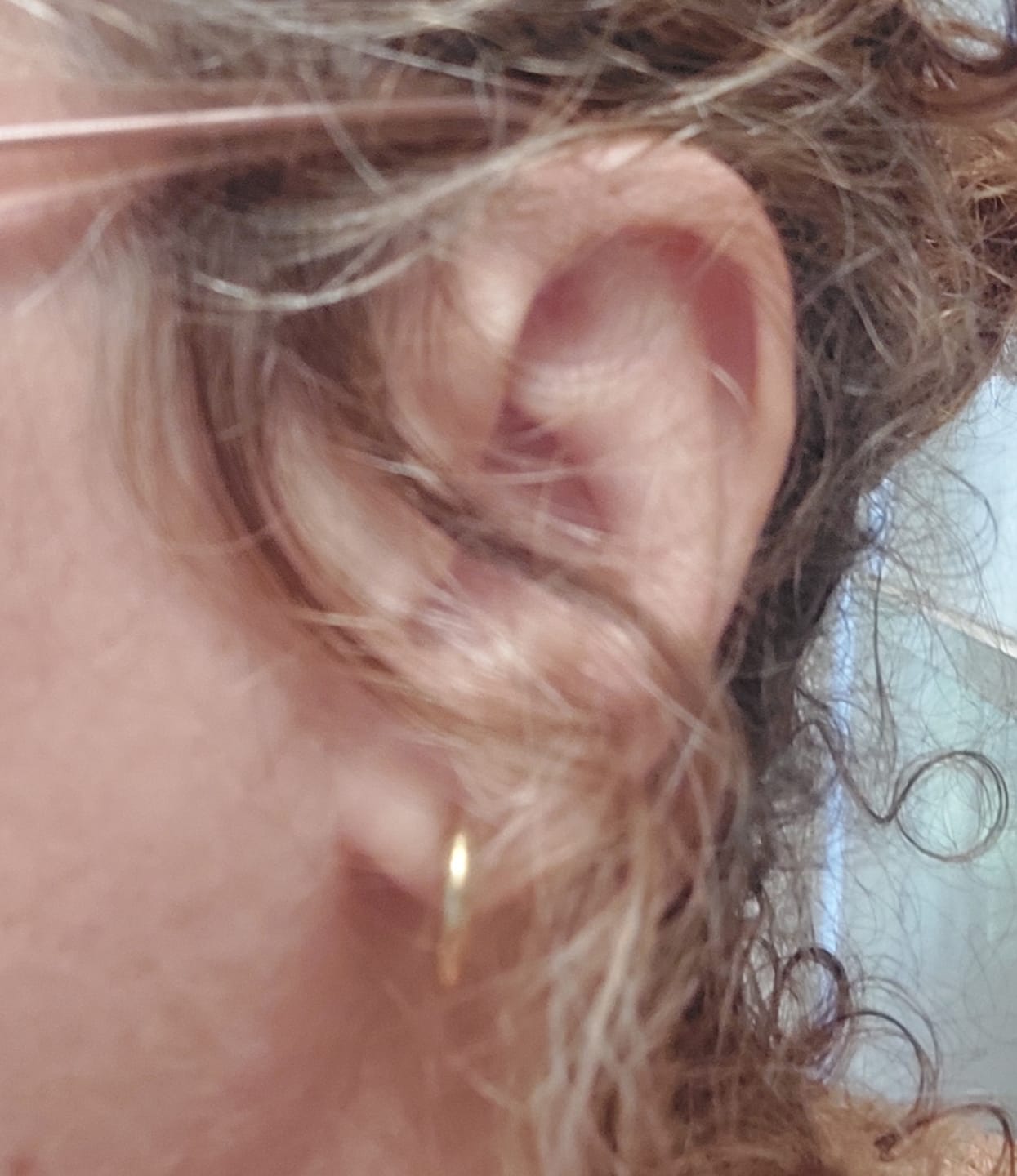 Customer photo review of Brinco Trio de Argolas Banhado em Ouro 18K