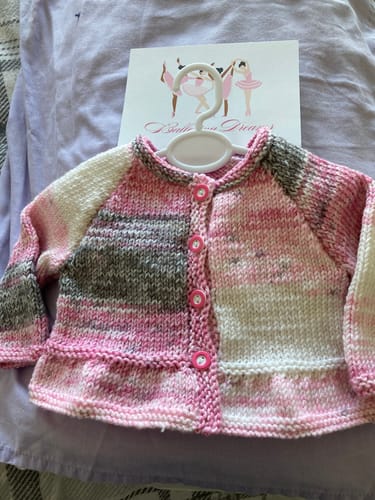 Customer photo review of February 25 - Baby Girl Every Month