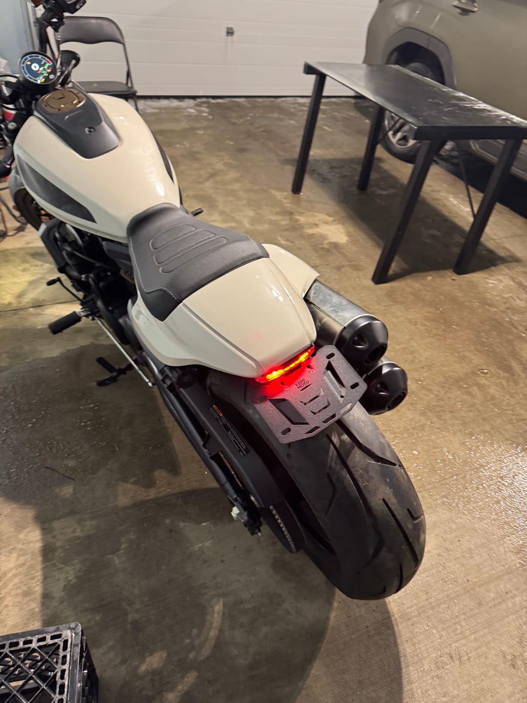 Customer photo review of Motorcycle License Plate Bracket with LED Signal Light