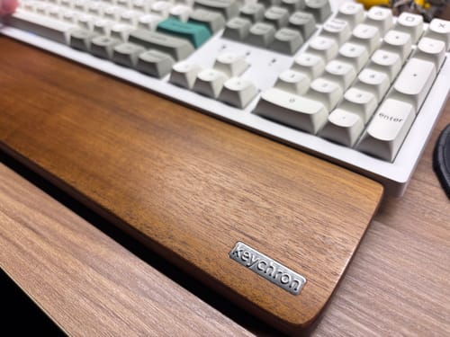 Customer photo review of Keychron 木質手托