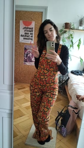 Customer photo review of Jane Overall in Marigold