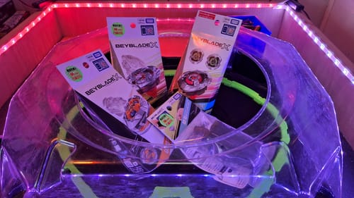 Customer photo review of Takara Tomy Beyblade X UX-13 Booster Golem Rock 1-60 UN
