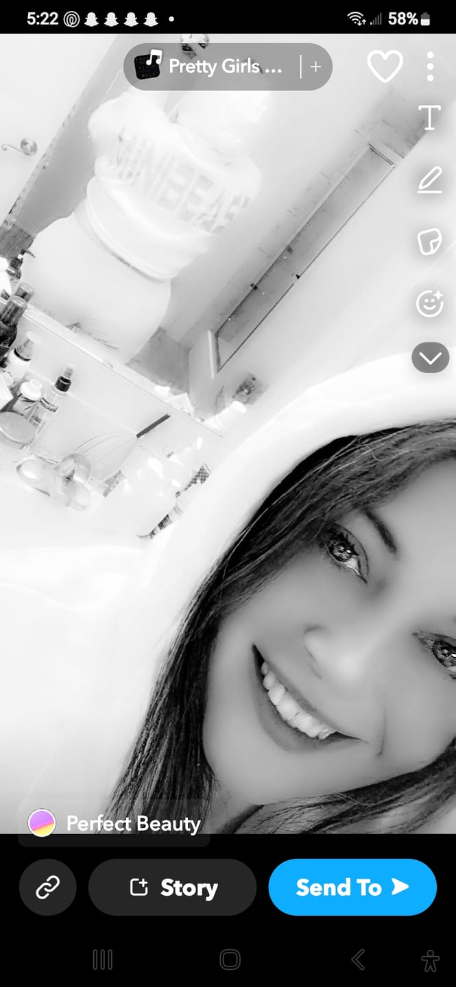 Customer photo review of Boyfriend Cropped Hoodie