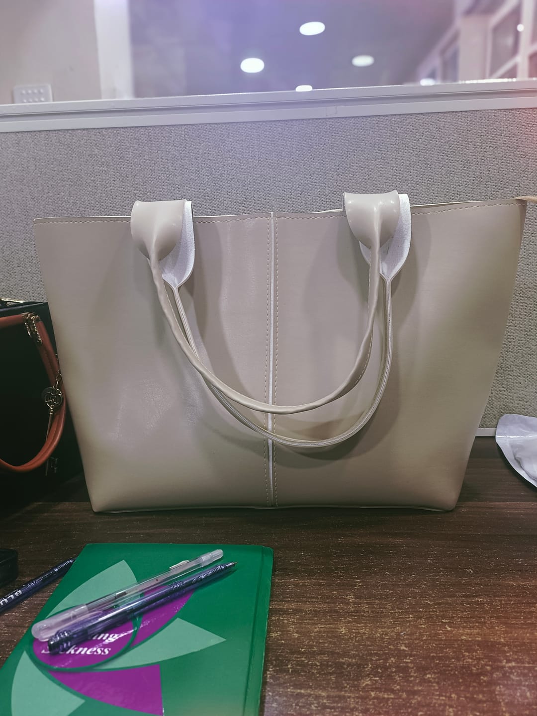 Customer photo review of Portland Tote Latte