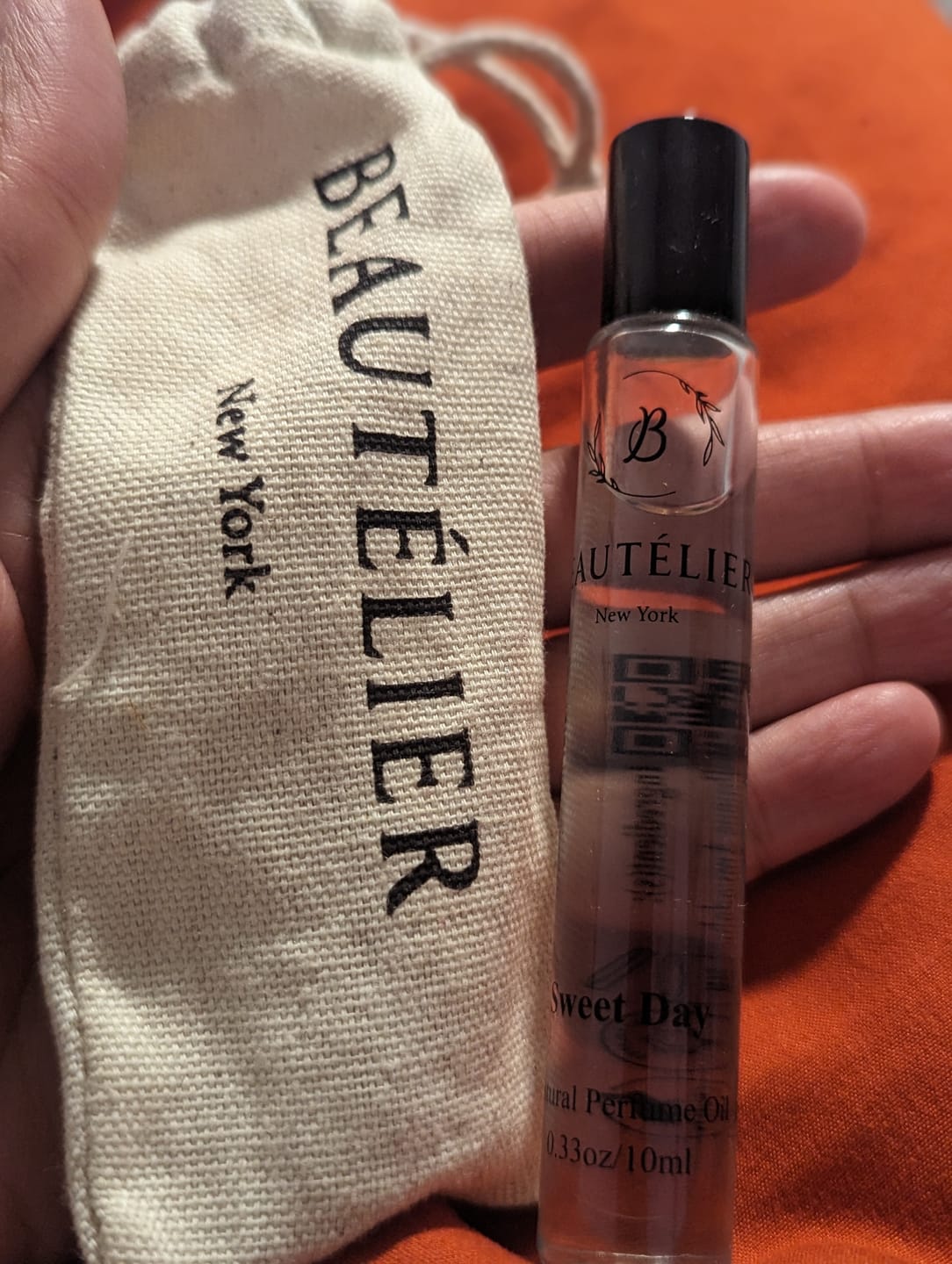 Customer photo review of Sweet Day Perfume Oil