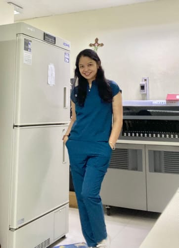 Customer photo review of Zip-Up Polo MoveTech® Scrub Top - Women / Pacific Tide