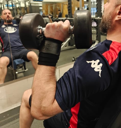 Customer photo review of Stealth Black Wrist Wraps – Medium, 30cm/60cm or 90cm, IPF Approved