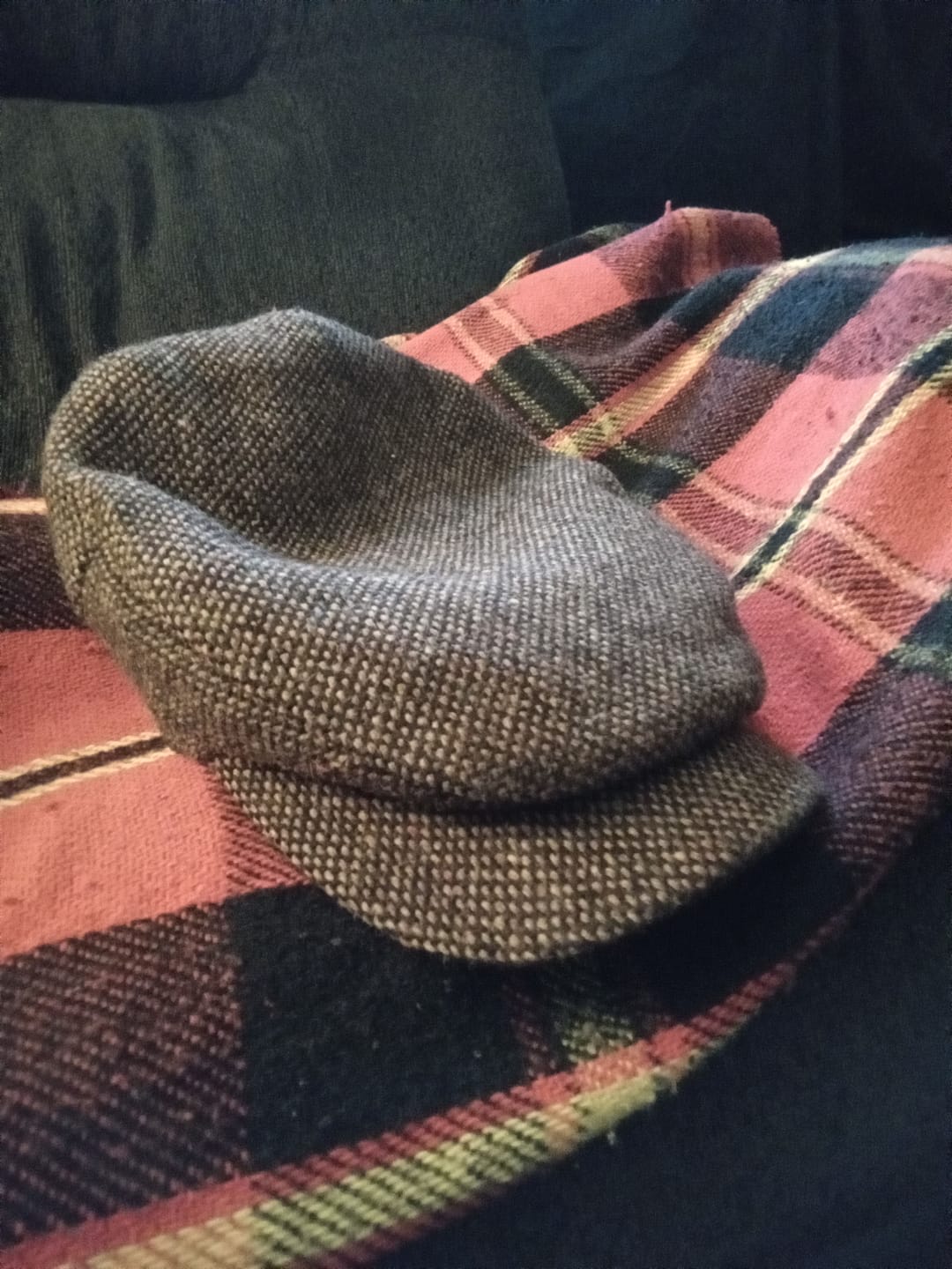 Customer photo review of Daithi Cap Tweed