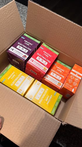 Customer photo review of Electrolitos Sabor Naranja - Bebida Hidratante en Polvo 12 sticks