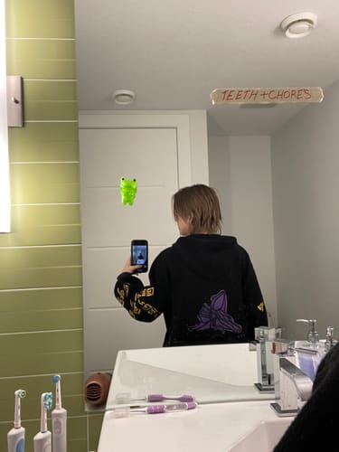 Customer photo review of Genshin Zipper Hoodie [In-Stock]