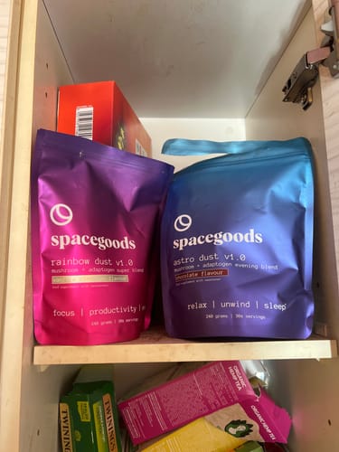 Customer photo review of rainbow dust